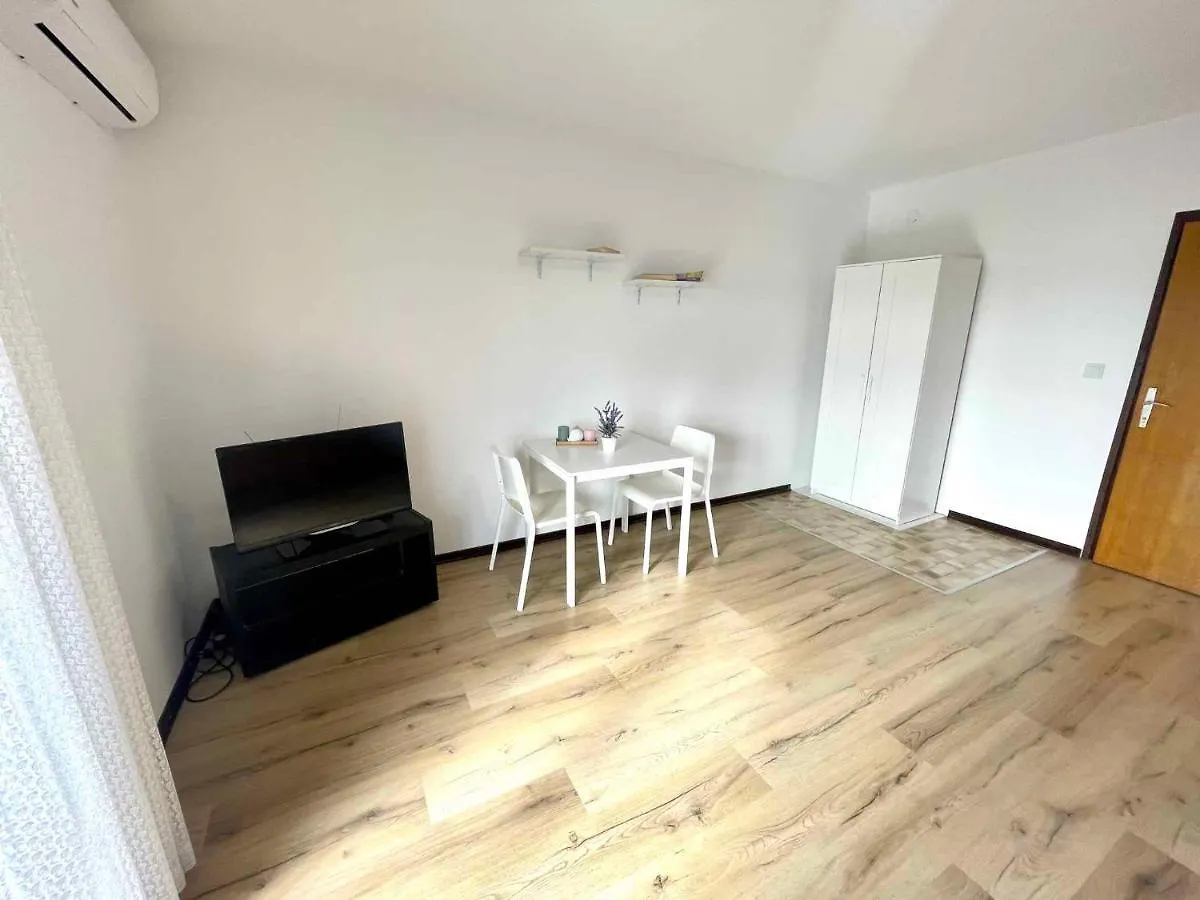 Apartments In Dramalj 42940
